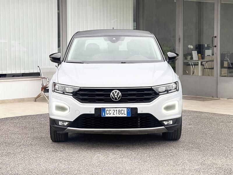 Usata VW T-Roc 110 CV (80 kW) 2021 Grigio SUV