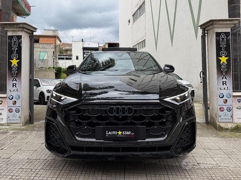Usata Audi Q8 S-Line 286 CV (210 kW) 2025 Nero SUV