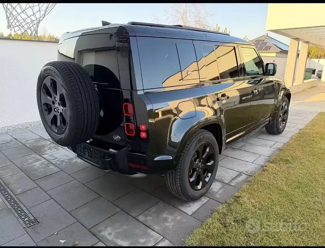 Usata Land Rover Defender 240 CV (176 kW) 2020 Nero SUV