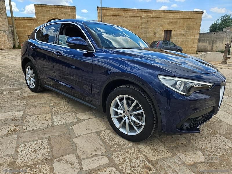 Usata Alfa Romeo Stelvio 210 CV (154 kW) 2018 Blu SUV