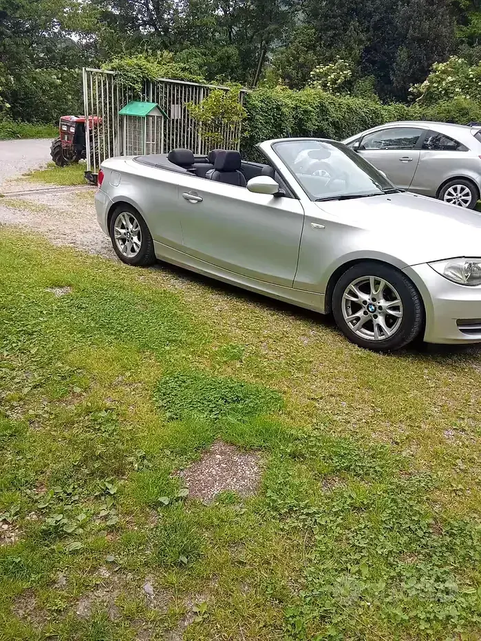 Usata BMW 118 Cabriolet 143 CV (105 kW) 2009 Grigio Cabrio