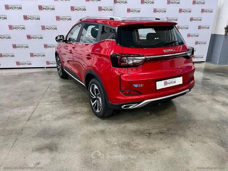 Nuova EMC SEI 147 CV (108 kW) 2026 Rosso SUV