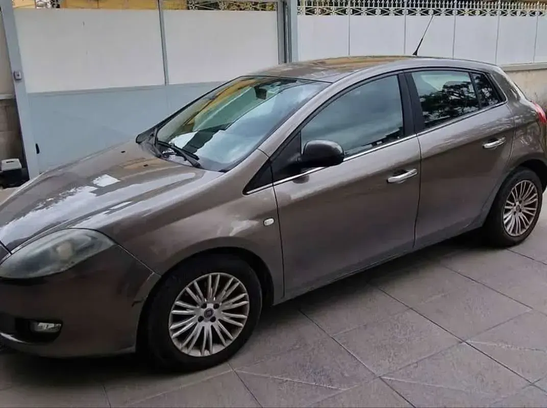 Usata Fiat Bravo 120 CV (88 kW) 2011 Utilitaria