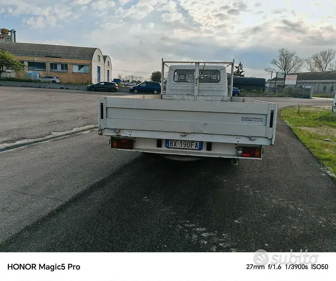 Usata Fiat Ducato 86 CV (63 kW) 2001 Bianco Furgone