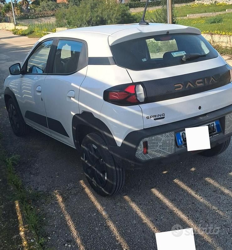 Usata Dacia Spring 47 kW (65 CV) 2024 Bianco Utilitaria