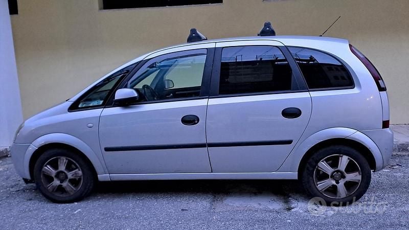 Usata Opel Meriva 69 CV (50 kW) 2005 Monovolume