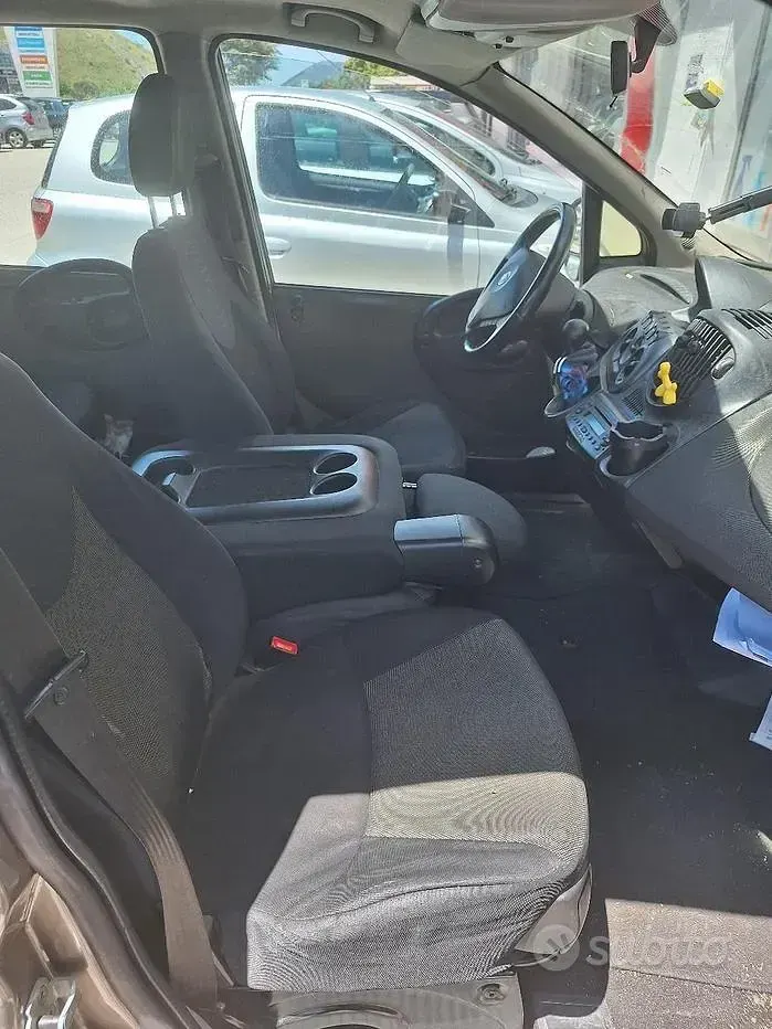Usata Fiat Multipla 120 CV (88 kW) 2009 Grigio Monovolume