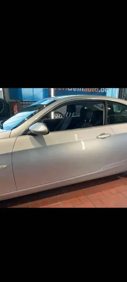 Usata BMW 325 218 CV (160 kW) 2009 Argento Coupé