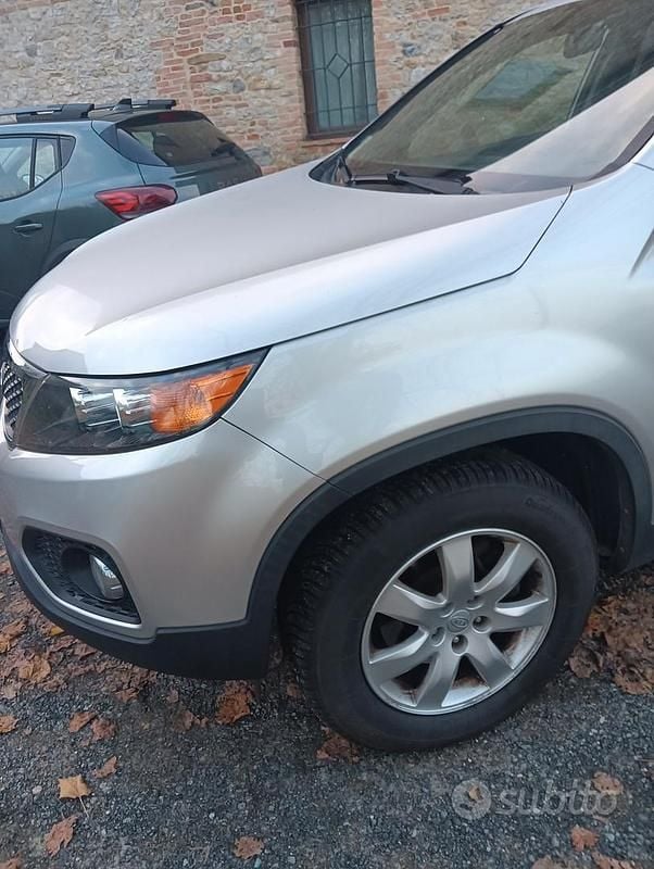 Usata Kia Sorento Active 197 CV (144 kW) 2010 Grigio SUV