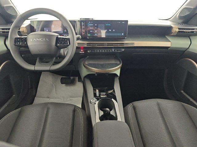 Usata Lancia Ypsilon 2024 Bianco Utilitaria