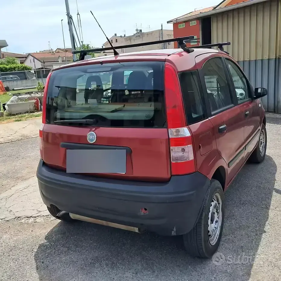 Usata Fiat Panda 4x4 60 CV (44 kW) 2006 Rosso Utilitaria