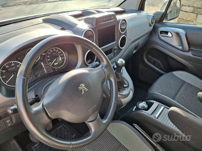 Usata Peugeot Partner 90 CV (66 kW) 2018 Monovolume