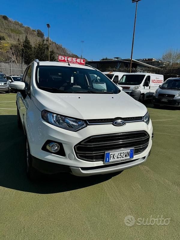 Grigio Usata 2017 Ford Ecosport Titanium SUV | 8800 € (Ottimo prezzo) - Immagine 1/4