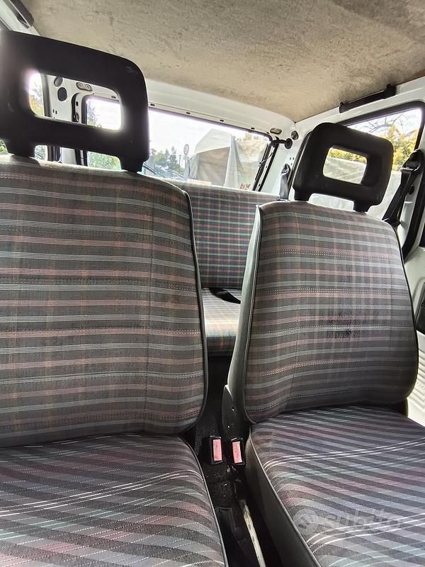Usata Fiat 750 Young 34 CV (25 kW) 1991 Bianco Berlina
