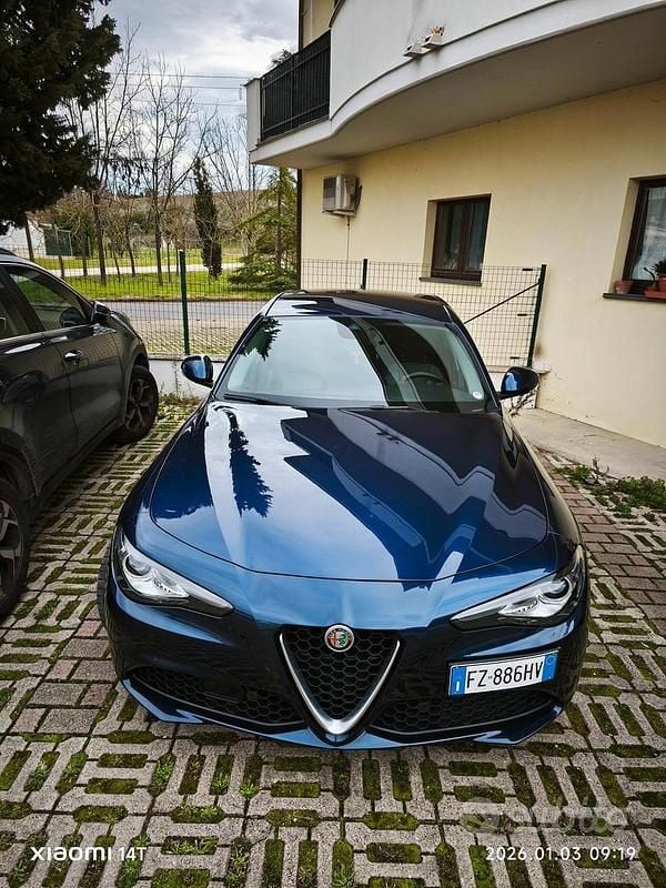 Usata Alfa Romeo Giulia Lusso 190 CV (139 kW) 2019 Blu Berlina