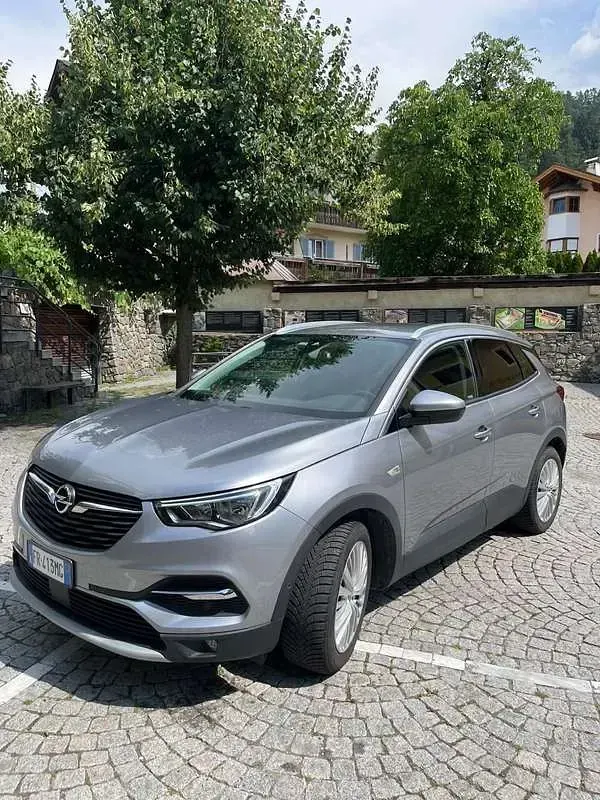 Usata Opel Grandland X Ultimate 131 CV (96 kW) 2018 SUV