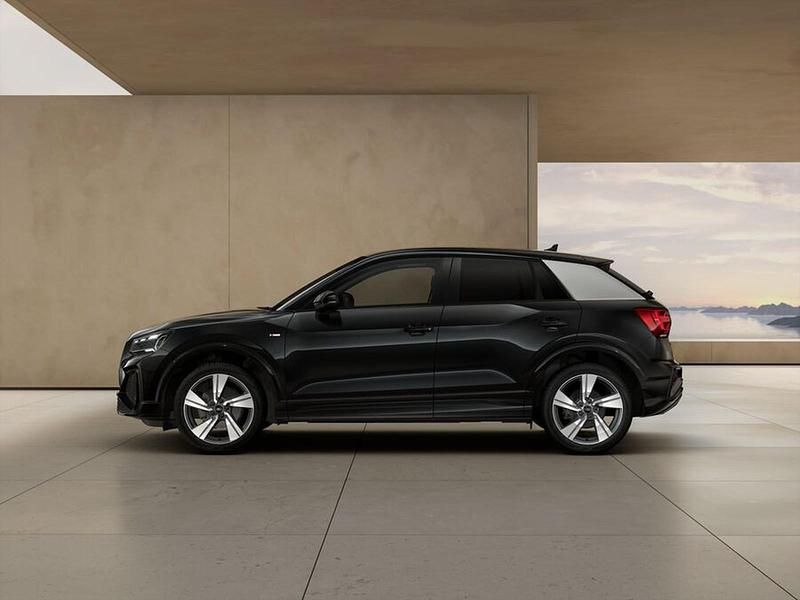 Nuova Audi Q2 S-Line 2026 Nero mito metallizzato SUV