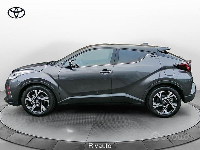 Usata Toyota C-HR Trend 152 CV (111 kW) 2023 Grigio SUV