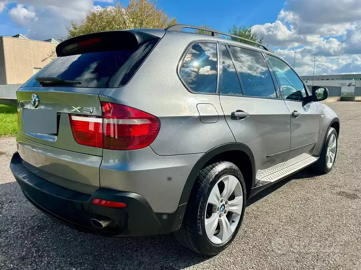 Usata BMW X5 Comfort Edition 235 CV (172 kW) 2006 Grigio SUV