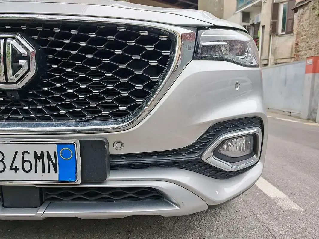 Usata MG HS Luxury 162 CV (119 kW) 2023 SUV
