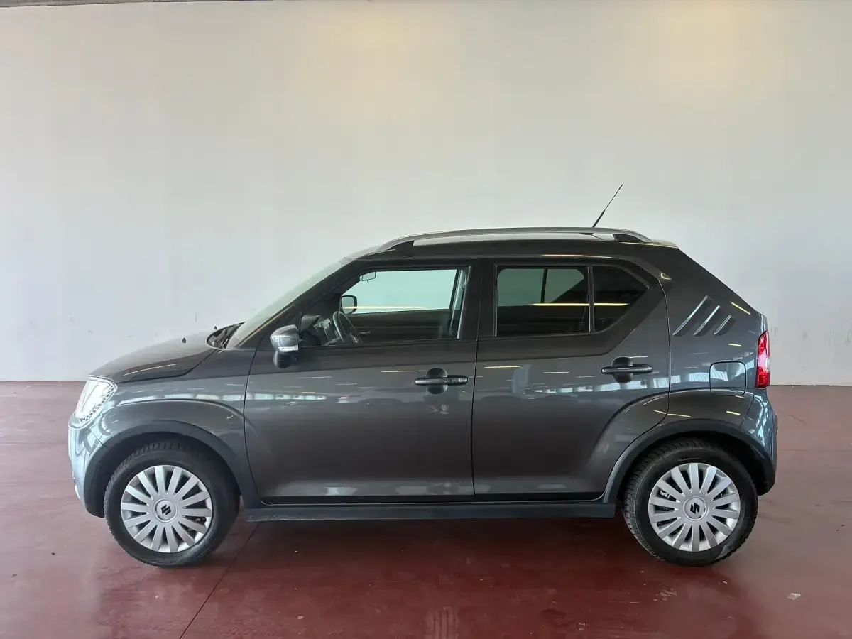 Usata Suzuki Ignis 90 CV (66 kW) 2017 Granite SUV