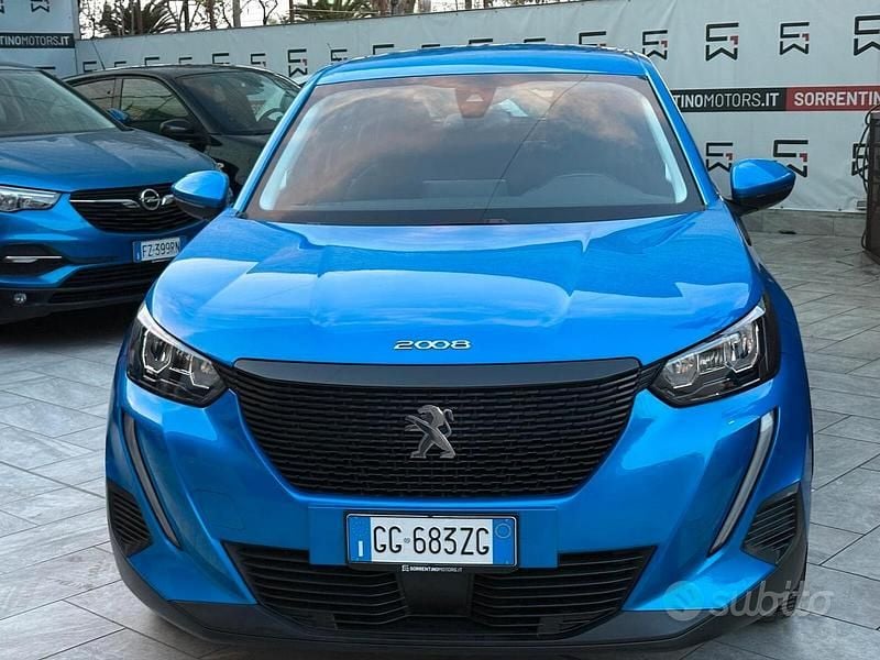 Usata Peugeot 2008 Allure 102 CV (75 kW) 2021 Blu SUV