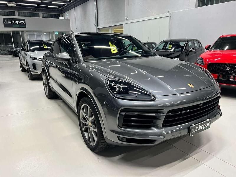 Grigio Usata 2022 Porsche Cayenne SUV | 79.900 € (Ottimo prezzo) - Immagine 1/4