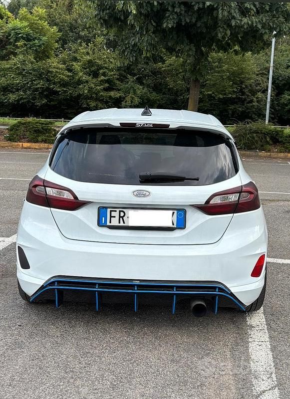 Usata Ford Fiesta ST-Line 125 CV (91 kW) 2017 Bianco Berlina