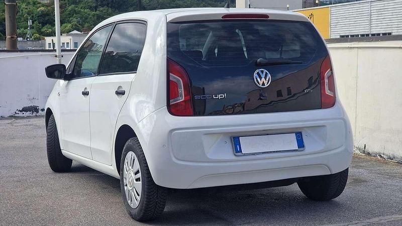 Usata VW up! 68 CV (50 kW) 2016 Bianco Utilitaria
