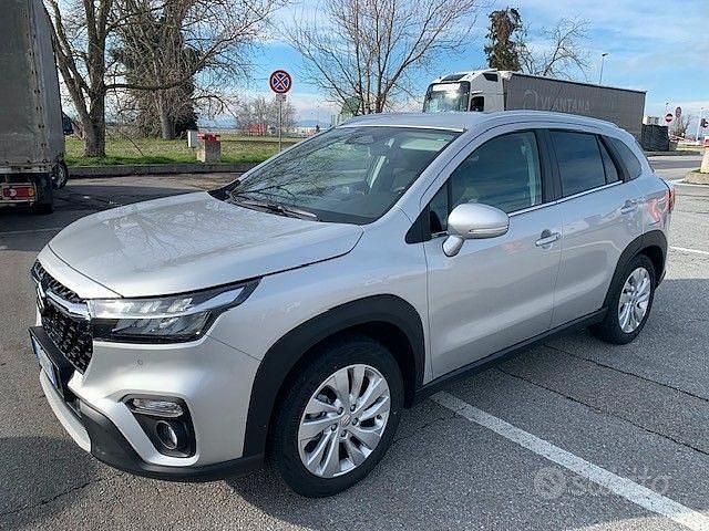 Usata Suzuki SX4 S-Cross 129 CV (94 kW) 2024 Grigio SUV