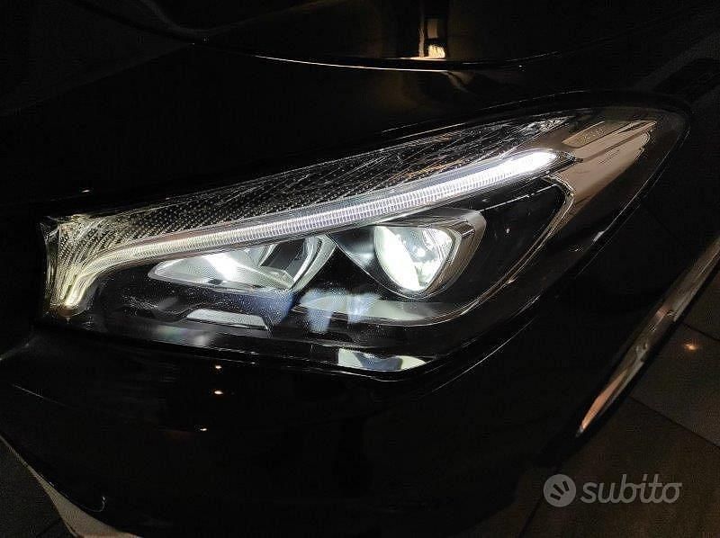 Usata Mercedes CLA200 Business 136 CV (100 kW) 2019 Nero Berlina
