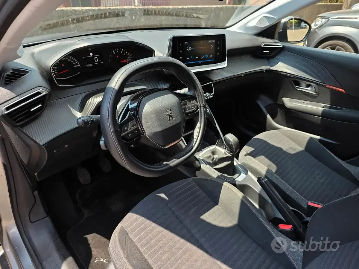 Usata Peugeot 208 Active 75 CV (55 kW) 2020 Grigio Utilitaria