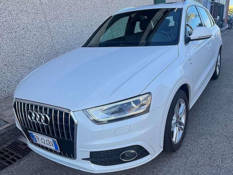 Usata Audi Q3 Advanced Plus 140 CV (102 kW) 2012 Bianco SUV