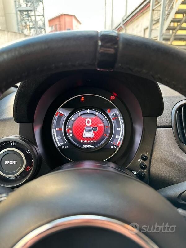 Bianco Usata 2019 Abarth 595 Competizione Due volumi | 22.500 € (Cara) - Immagine 1/4