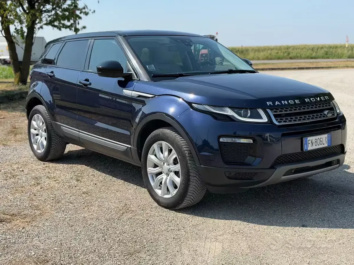 Usata Land Rover Range Rover evoque HSE 150 CV (110 kW) 2018 Bluazzurro SUV