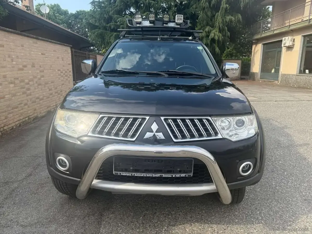 Usata Mitsubishi L200 Intense+ 178 CV (130 kW) 2012 Nero Pick-up