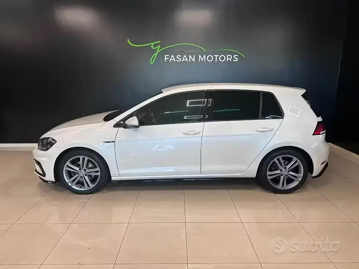 Usata VW Golf VII R-line 150 CV (110 kW) 2018 Bianco Berlina