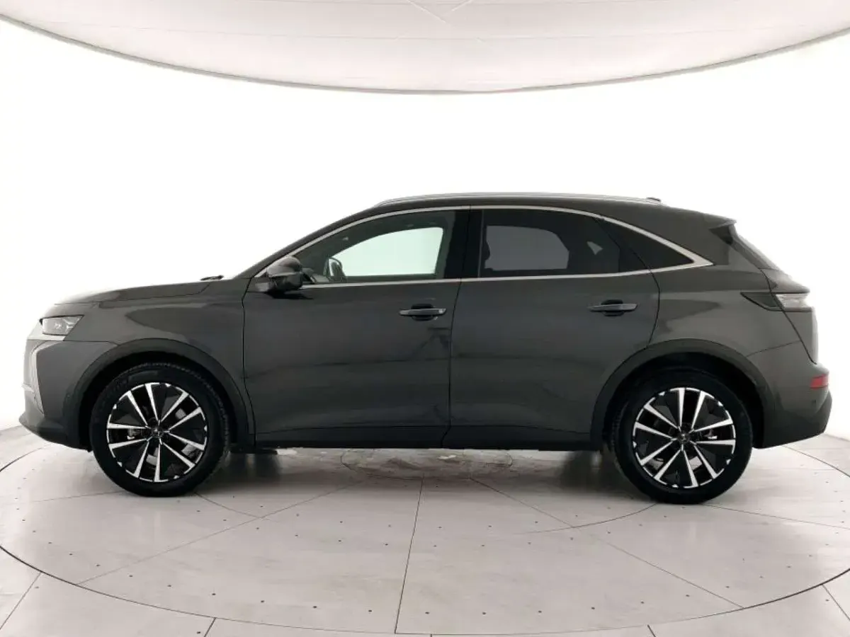 Usata DS Automobiles DS7 Crossback Opera 131 CV (96 kW) 2024 Grigio metal SUV