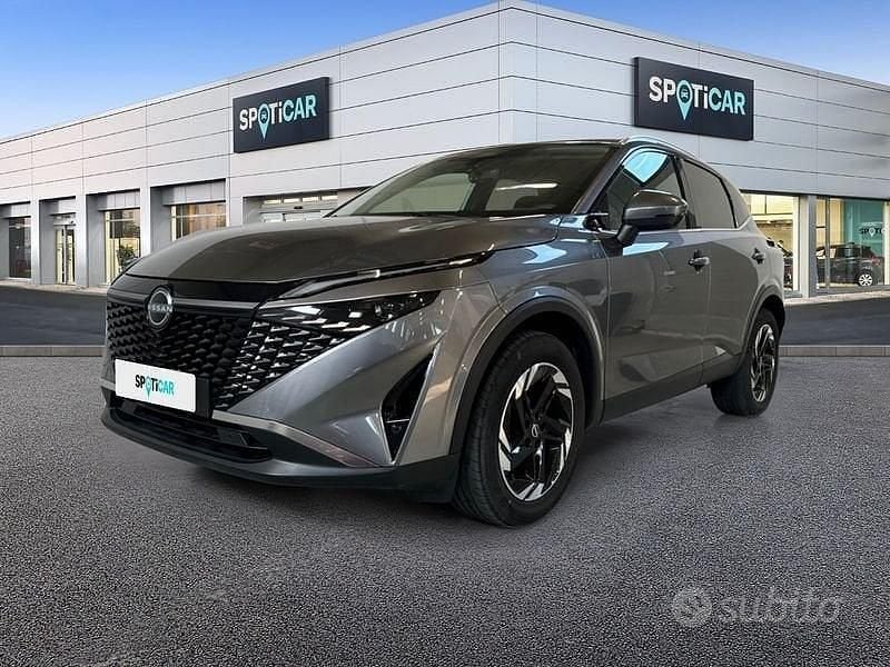 Usata Nissan Qashqai N-Connecta 140 CV (102 kW) 2024 Grigio SUV