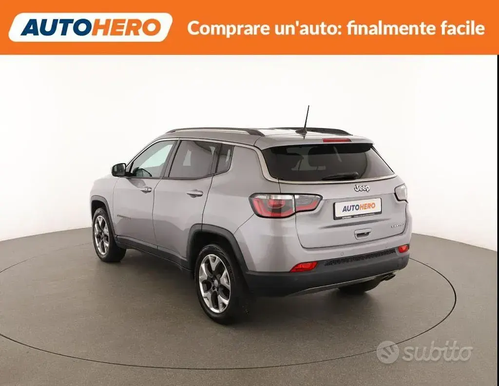Usata Jeep Compass 120 CV (88 kW) 2018 Grigio SUV