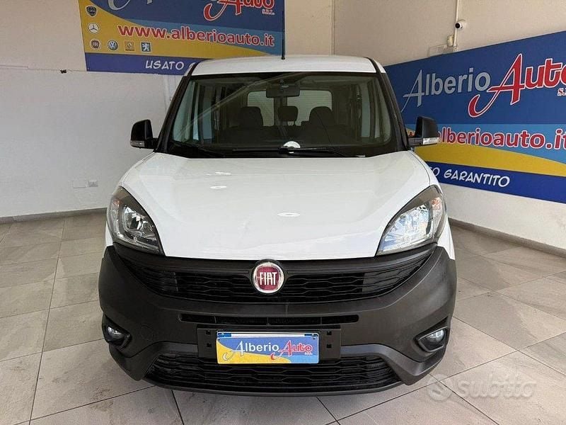 Usata Fiat Doblò Easy 95 CV (69 kW) 2019 Bianco Monovolume