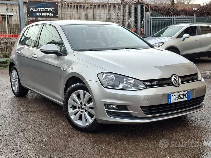 Usata VW Golf Trendline 110 CV (80 kW) 2017 Grigio Berlina