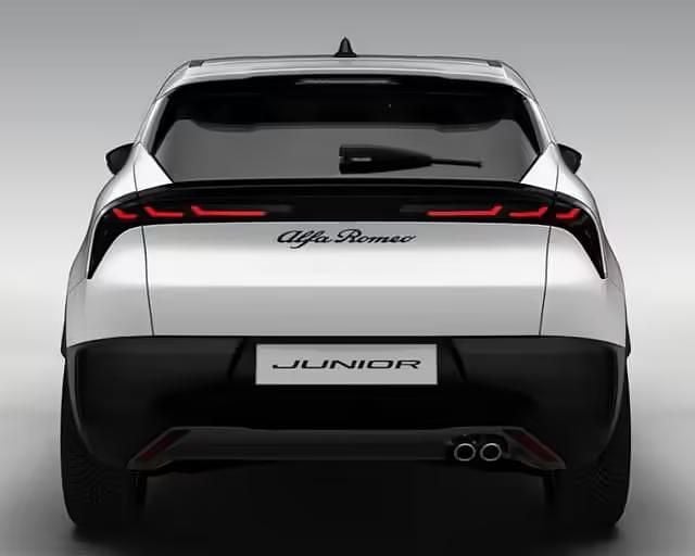 Nuova Alfa Romeo Junior 135 CV (99 kW) 2025 Bianco SUV