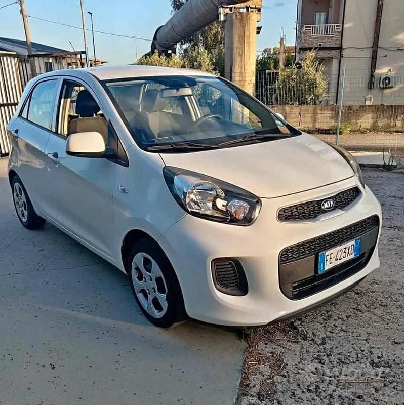 Usata Kia Picanto 2016 Bianco Utilitaria
