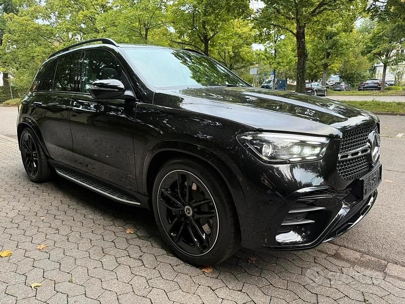 Nuova Mercedes GLE450 AMG Premium Plus 367 CV (269 kW) 2025 Nero Berlina