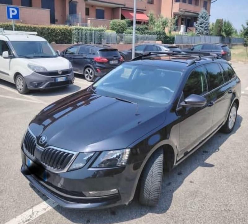 Usata Skoda Octavia 130 CV (95 kW) 2020 Nero Station wagon