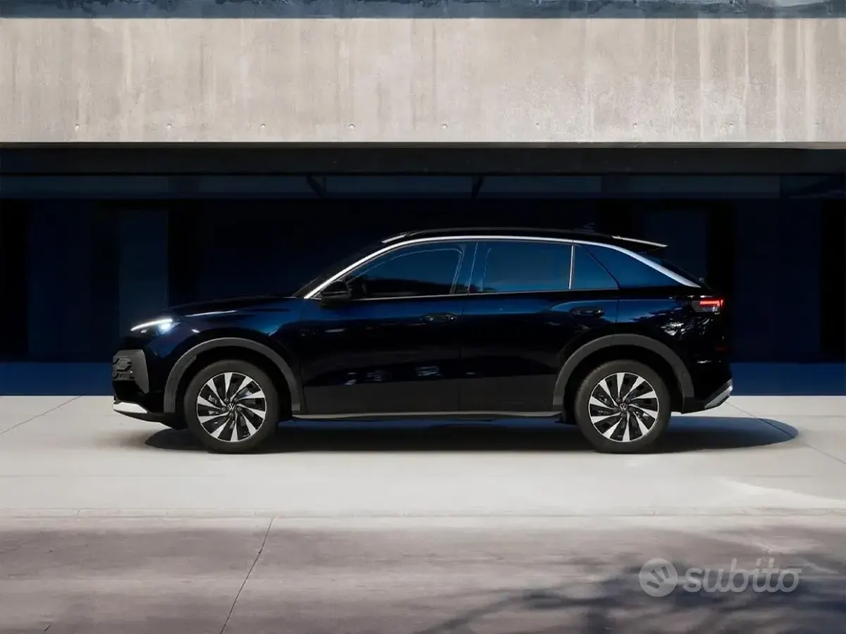 Nuova VW T-Roc Life 115 CV (84 kW) 2026 Nero SUV