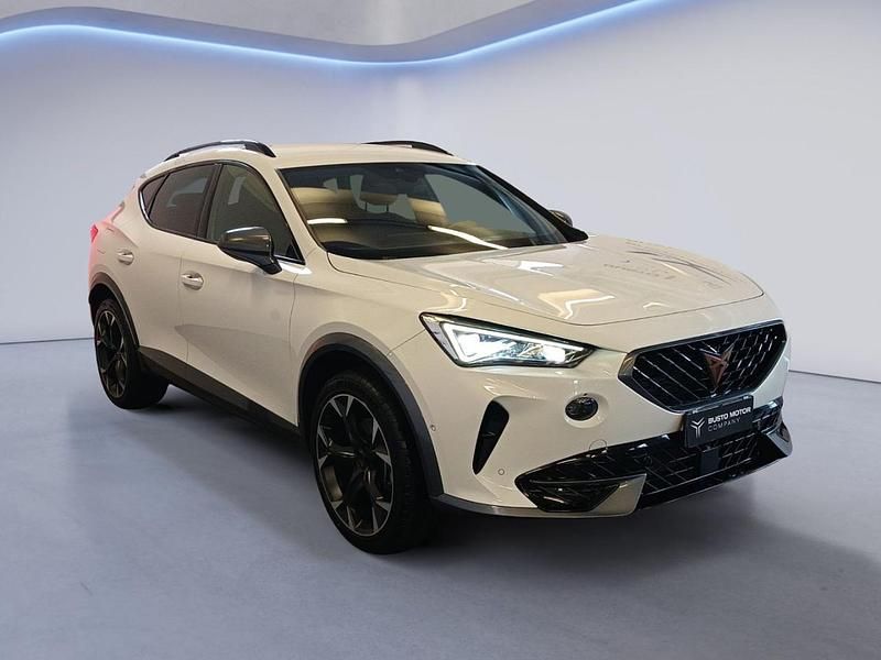 Bianco / metallizzato Usata 2023 Cupra Formentor SUV | 23.900 € (Ottimo prezzo) - Immagine 1/4