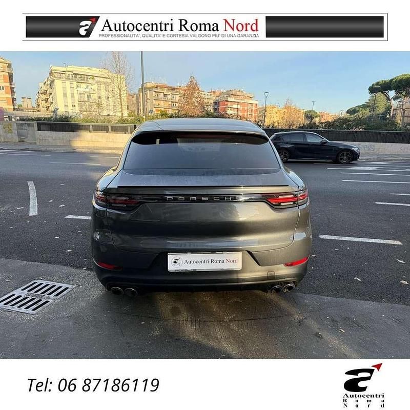 Usata Porsche Cayenne Coupe 340 CV (250 kW) 2020 Grigio Coupé