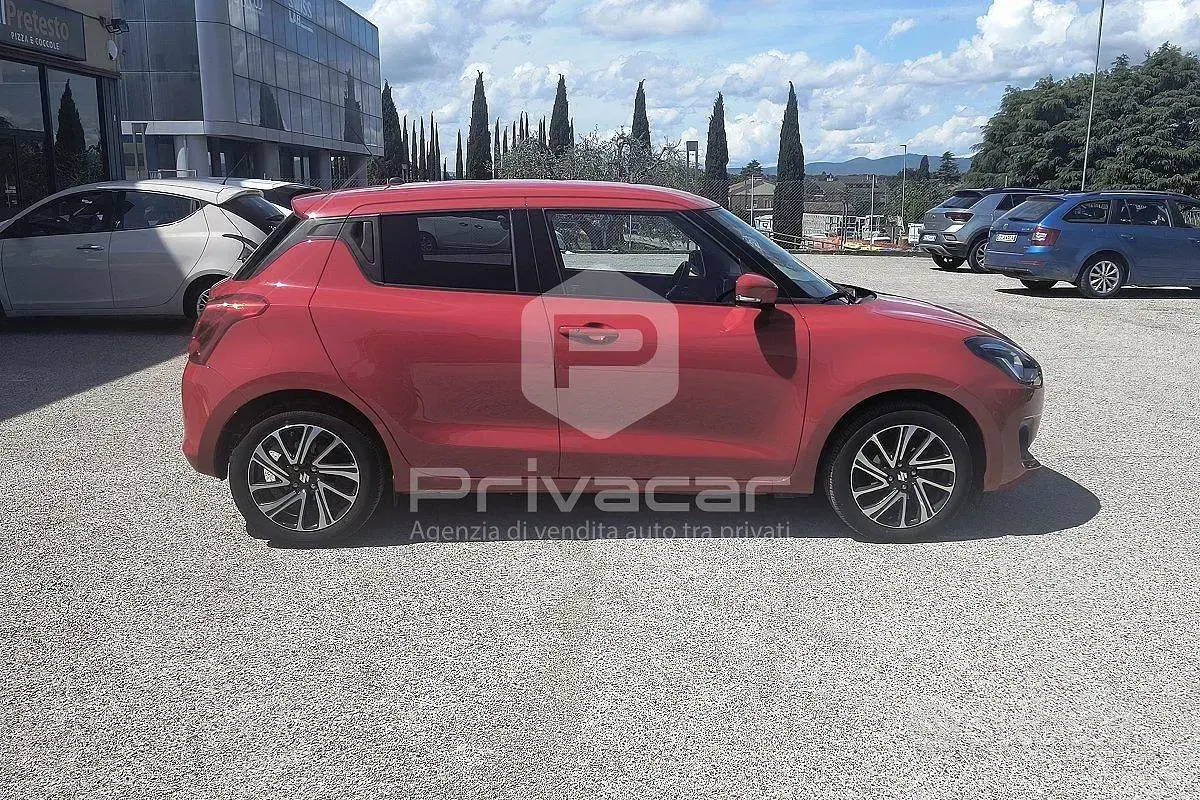 Usata Suzuki Swift 83 CV (61 kW) 2020 Rosso Utilitaria